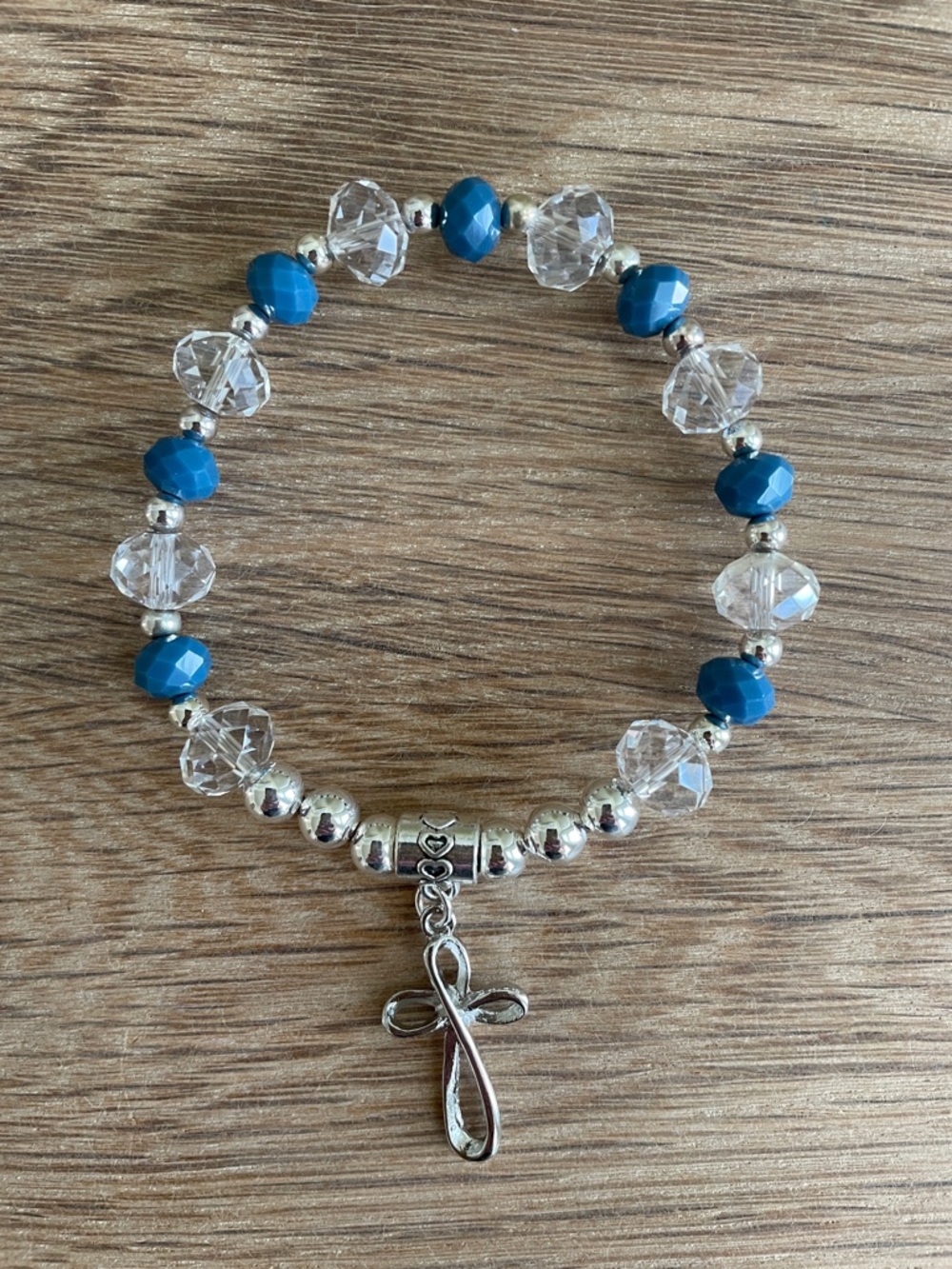 HAND CRAFTED CRYSTAL & INFINITY CROSS STRETCH BRACELET Blue, Clear, & Silver - Picture 3 of 16